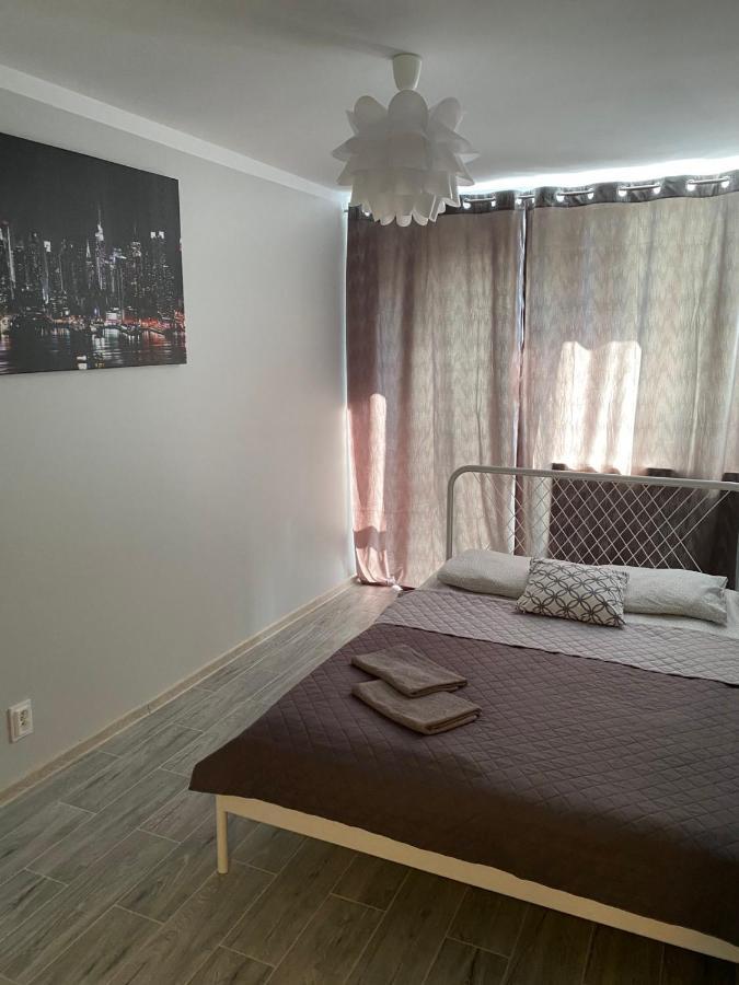 Coser Apartamenty Metro Onz وارسو المظهر الخارجي الصورة